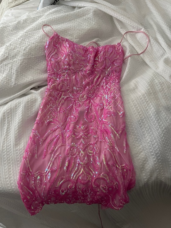 Windsor Dresses & Skirts - Pink sparkly Windsor dress